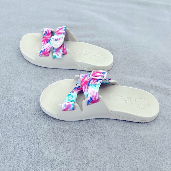 Chaco women’s Chillos slide sandal light tie dye - Picture 4 of 5